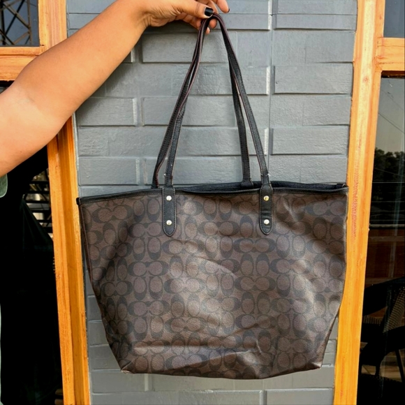 Coach City Tote Bag - Picture 5 of 9